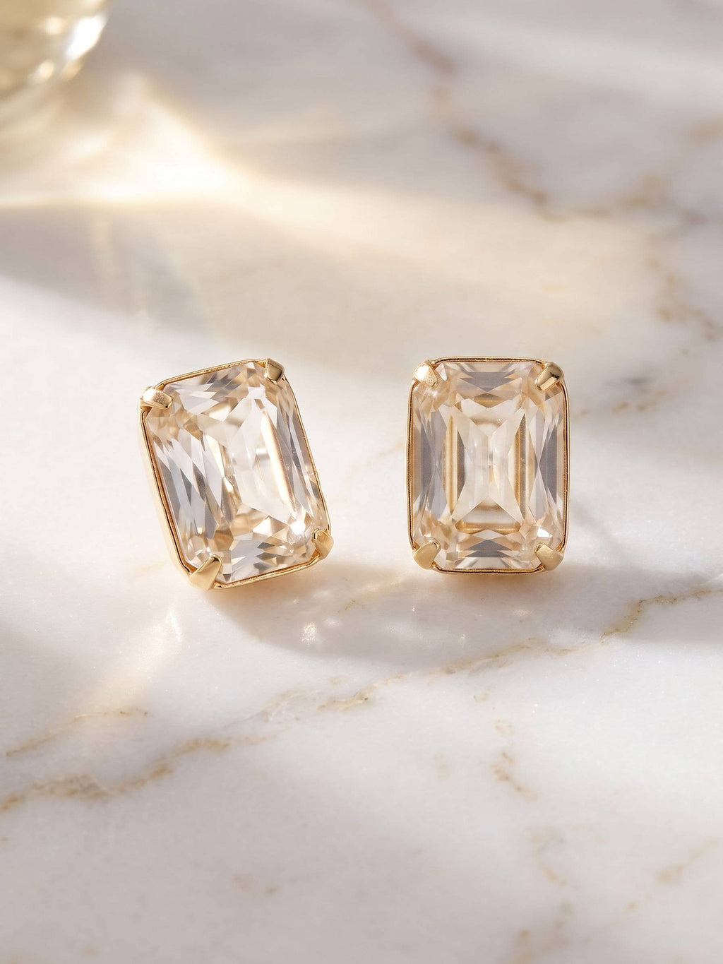 Everyday Stud Earrings| Clear