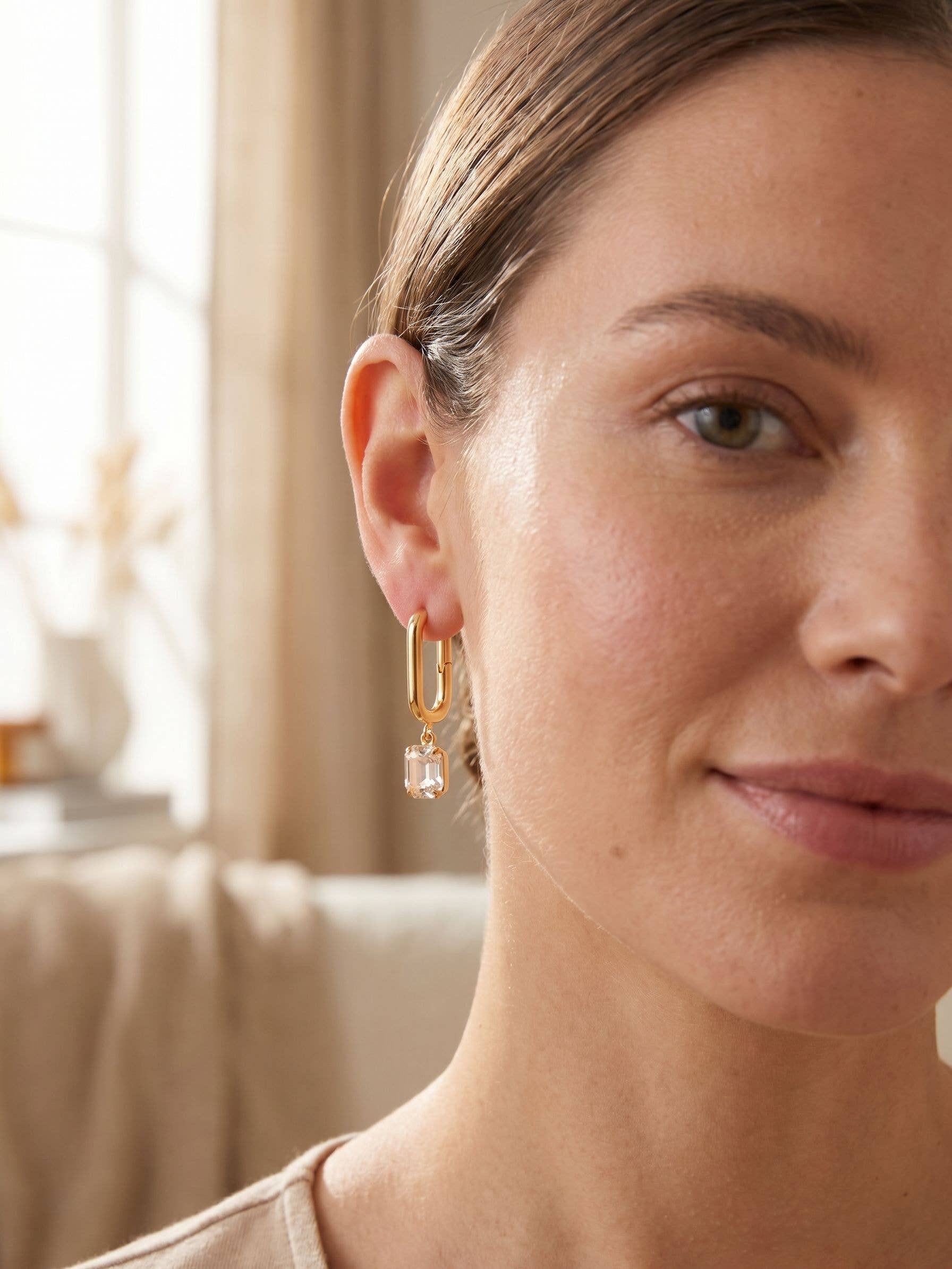 Octavia Rectangle Hoop Earrings - EFY7BGCRY: Clear