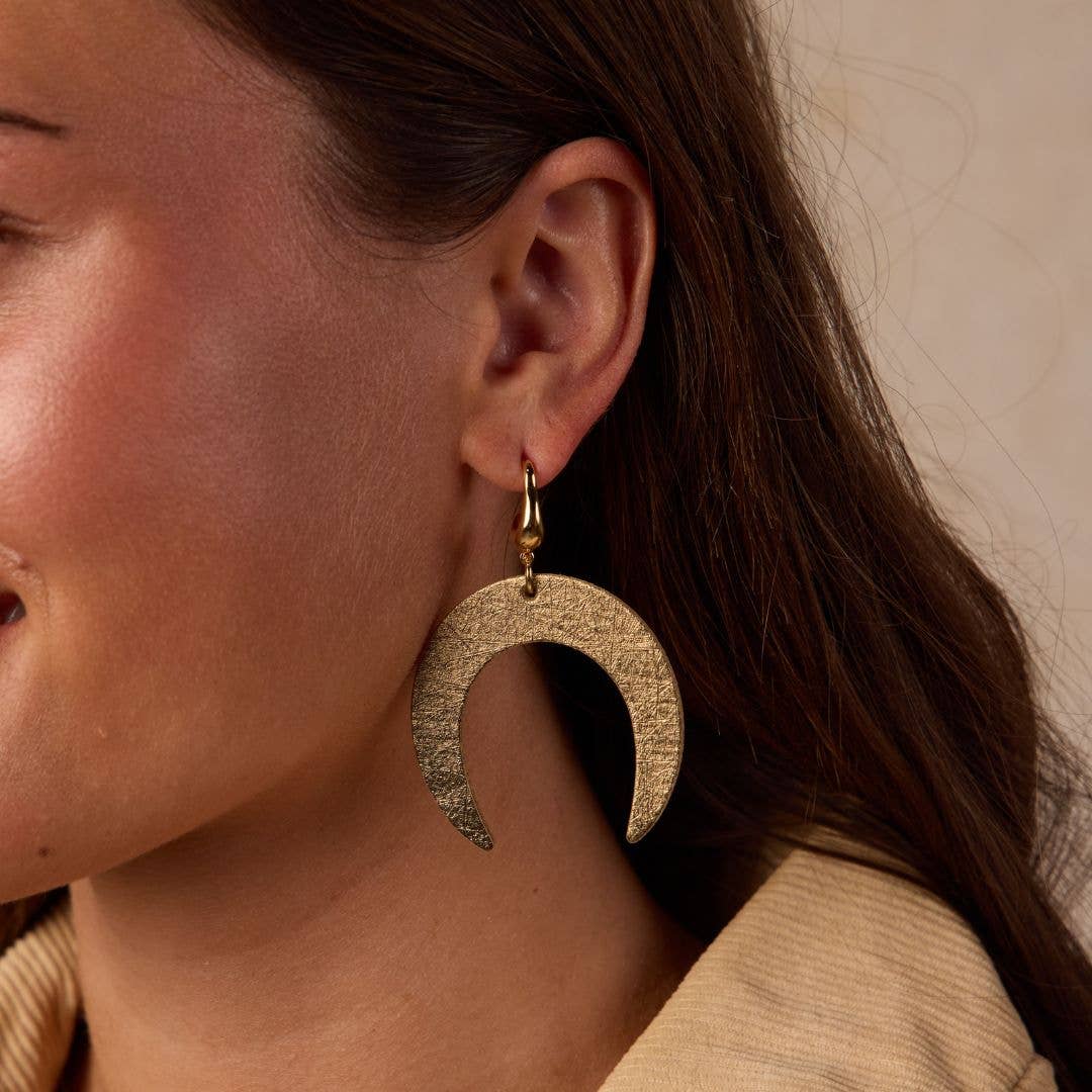 Vintage Bronze Sierra Leather Crescent Earrings: Gold