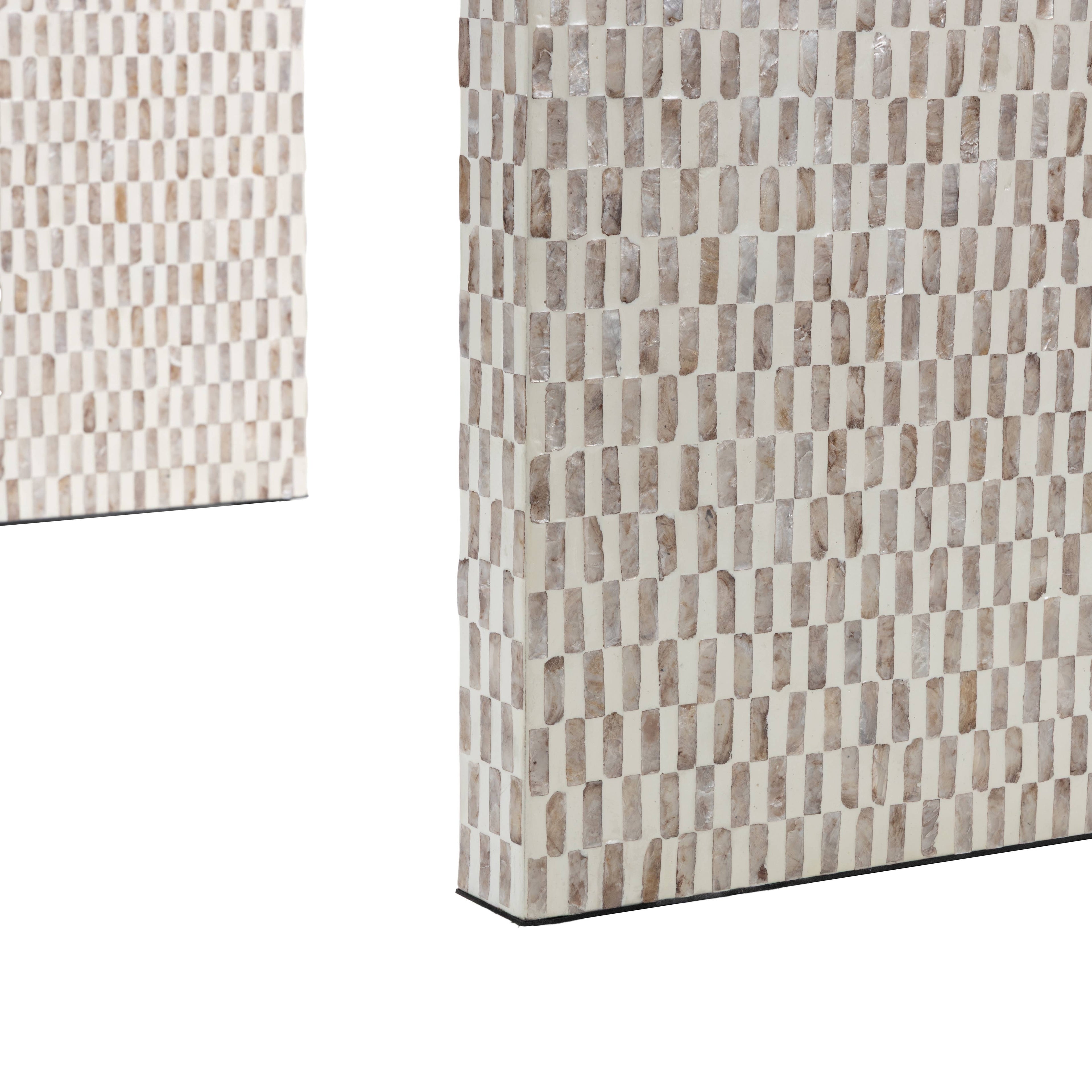 Contemporary Cream Capiz Mosaic Shell Console Table: Cream / Cream