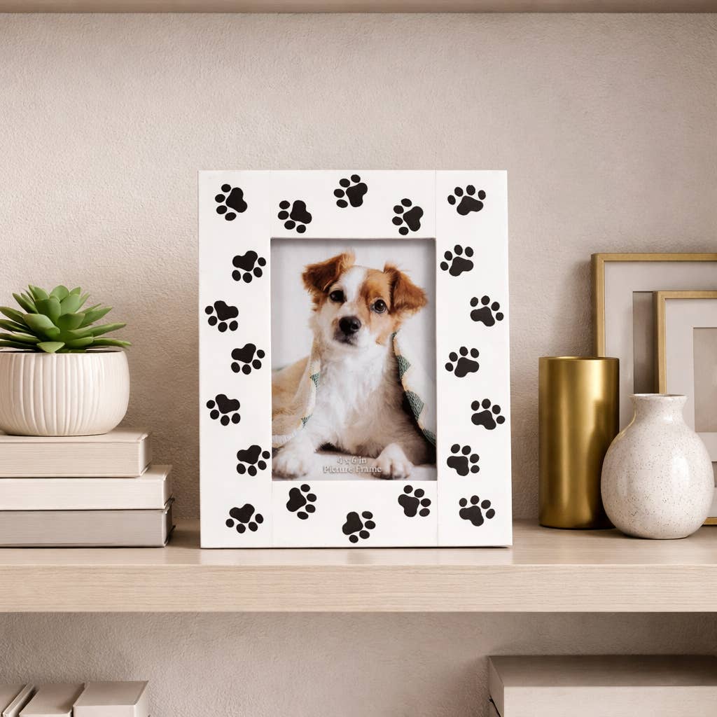 Picture Frame - White/Black Resin Wood Paw Prints, 4x6 in.
