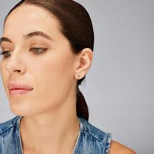 ESSENTIAL EARRINGS