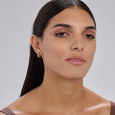 ESSENTIAL EARRINGS