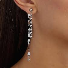 ESSENTIAL EARRINGS