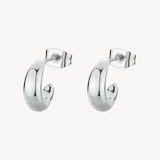 ESSENTIAL EARRINGS
