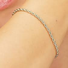 ESSENTIAL BRACELET