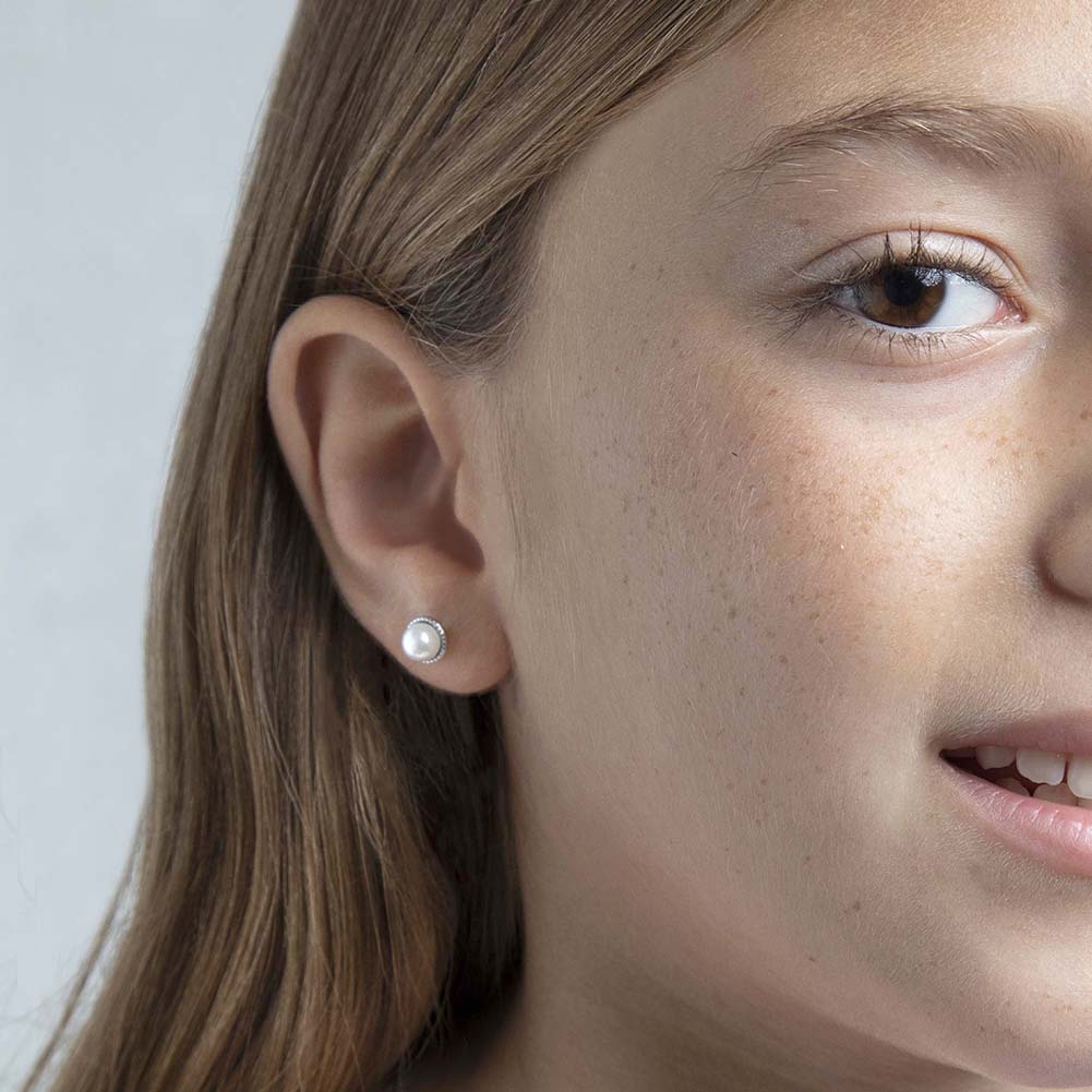 Sophisticated Pearl Girl Earrings