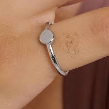 ESSENTIAL RING