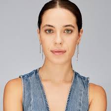 ESSENTIAL EARRINGS