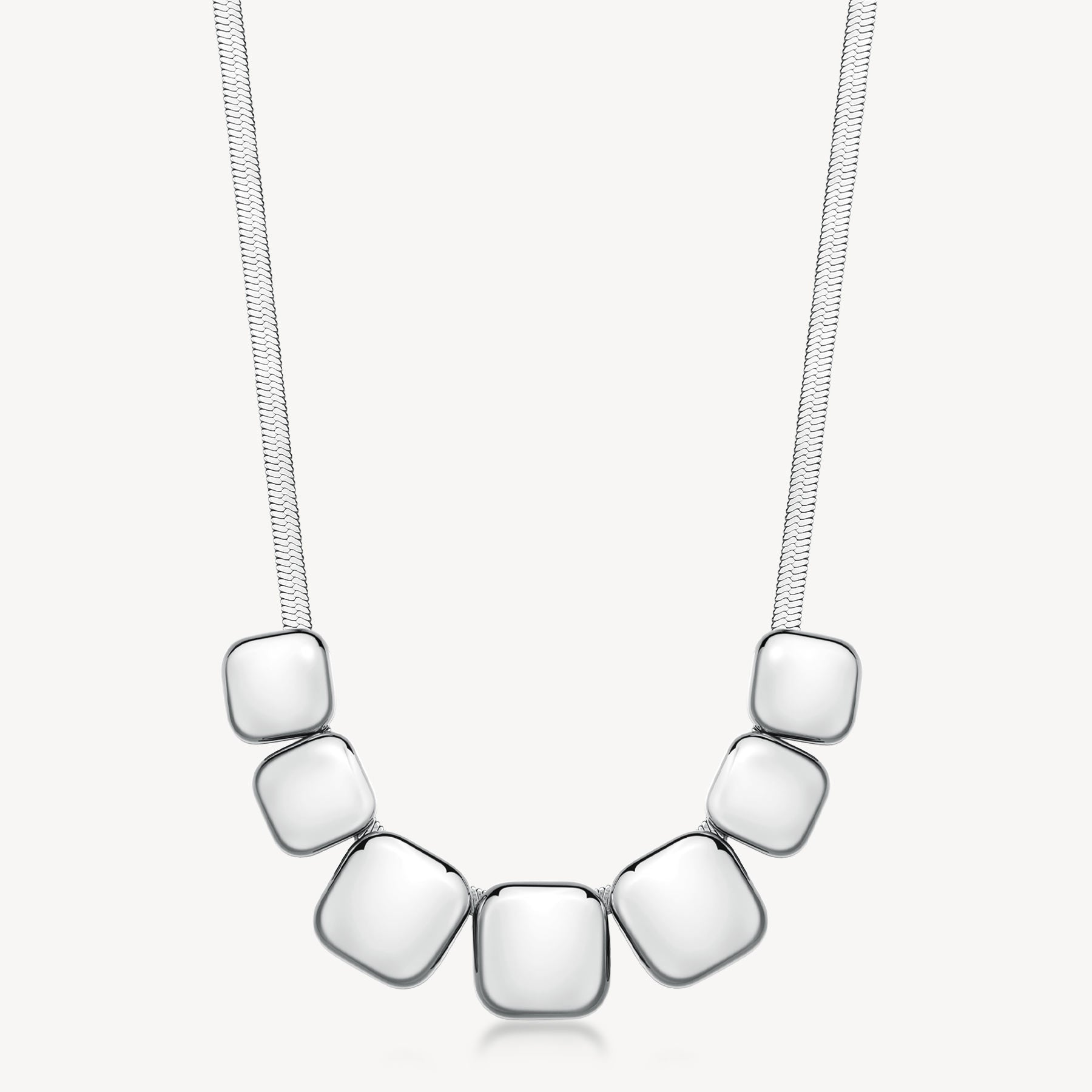 MUSE NECKLACE