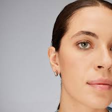ESSENTIAL EARRINGS