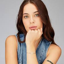 ESSENTIAL NECKLACE