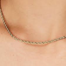 ESSENTIAL NECKLACE