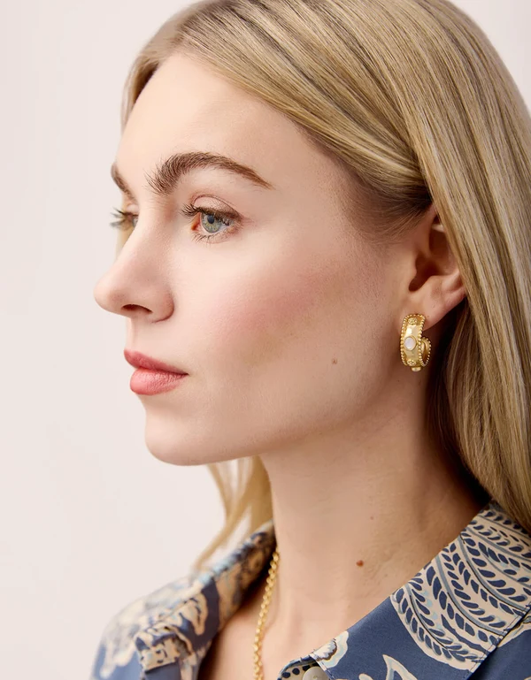 Mercer House Hoop Earrings Mother-of-Pearl