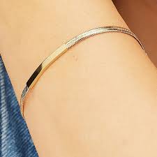 ESSENTIAL BRACELET