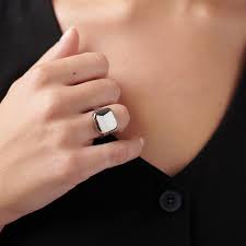 MUSE RING