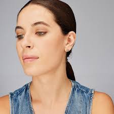 ESSENTIAL EARRINGS