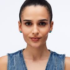 ESSENTIAL EARRINGS
